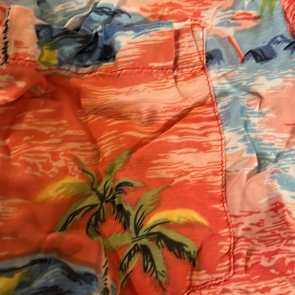 Tropical fashions top - Picture 3 of 4